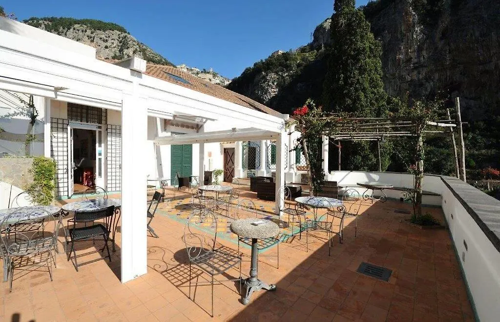Relais Villa Annalara Amalfi İtalya